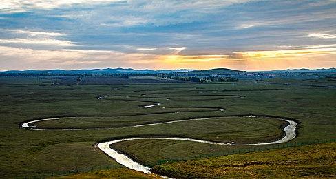 像素风回合制策略冒险游戏《破碎联盟》现已推出Demo 1月16日发布抢先体验版